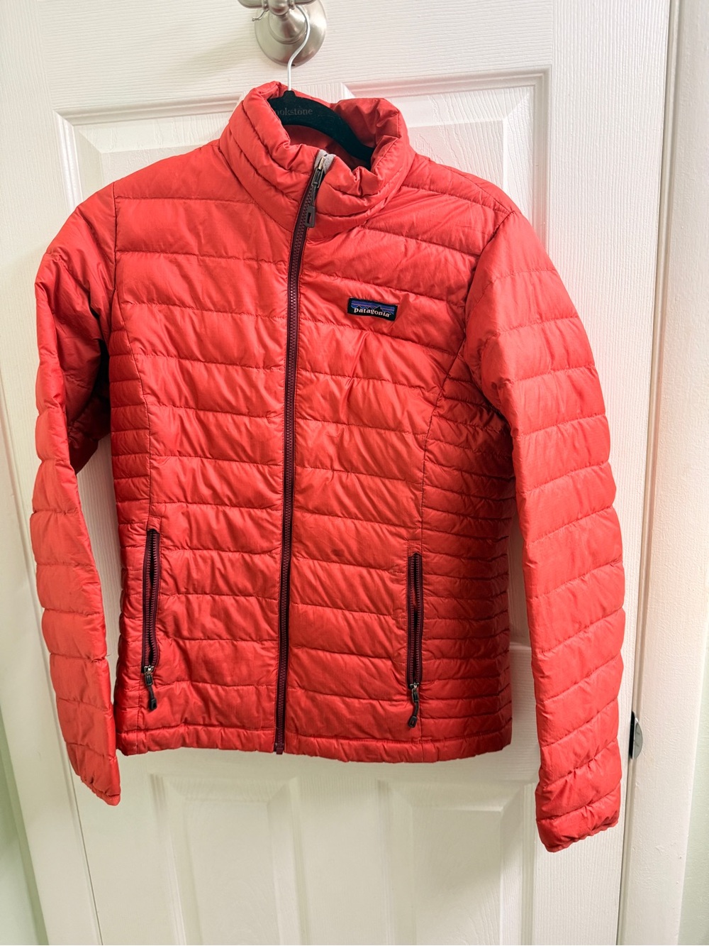 Patagonia Women's Down Sweater Puffer Jacket